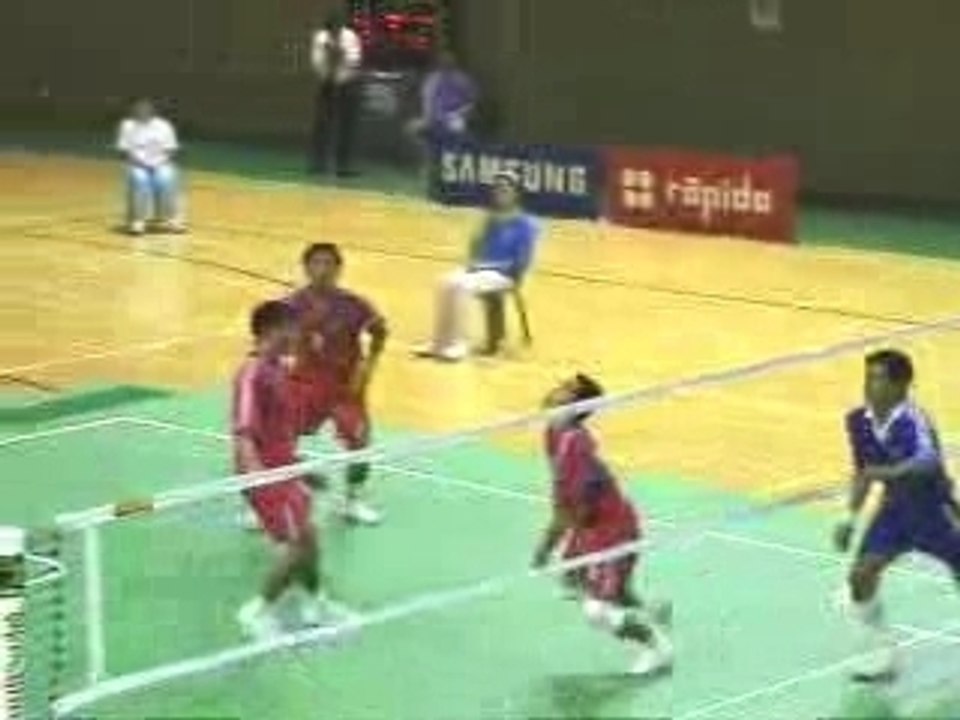 Sepak Takraw, le football acrobatique shaolin soccer !