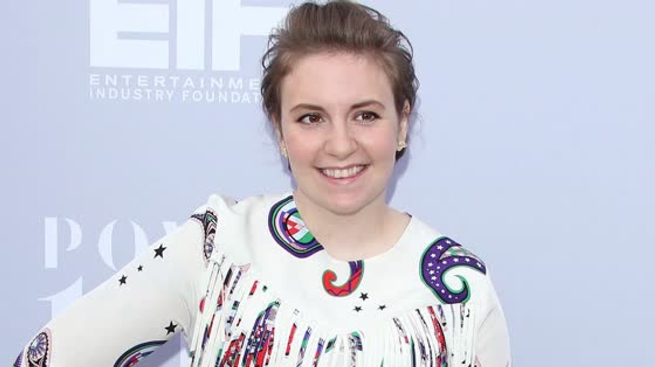 Lena Dunham hat die OP überstanden und ist wieder zu Hause