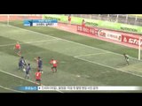 [Y-STAR] JYJ Kim Junsu showed off the power of football. (연예인 축구 단장 김준수 그라운드에서 '펄펄!')