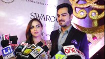 Esha Deol With Husband At National Jewellery Awards 2016