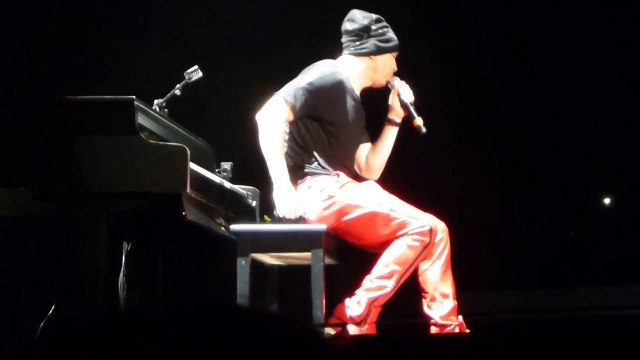 NKOTB - Donnie Wahlberg Solo I Need You, Lean on Me & Cover Girl - LIVE 2015