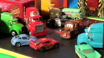Play Doh Surprise Eggs in Pixar Cars Lightning McQueen with The Haulers and Maters Surpris