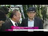 [Y-STAR] Stars continuously visiting Kim Jonghak's funeral (고 김종학PD 빈소, 이틀 째 배우들의 끝없는 발길 이어져)