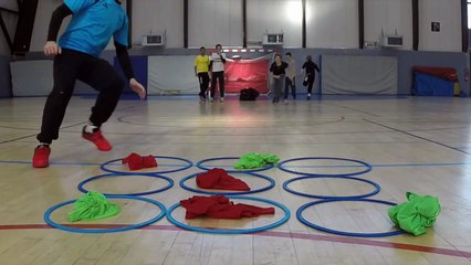 Télécharger la video: TIC TAC TOE - Partie de Morpion à l'échauffement de handball