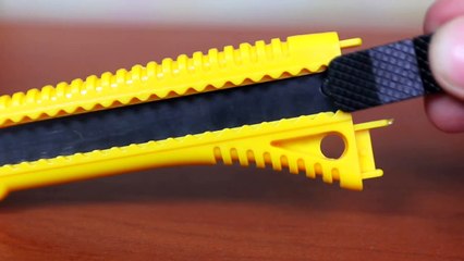 How-to-make-a-saw-from-the-stationery-knife