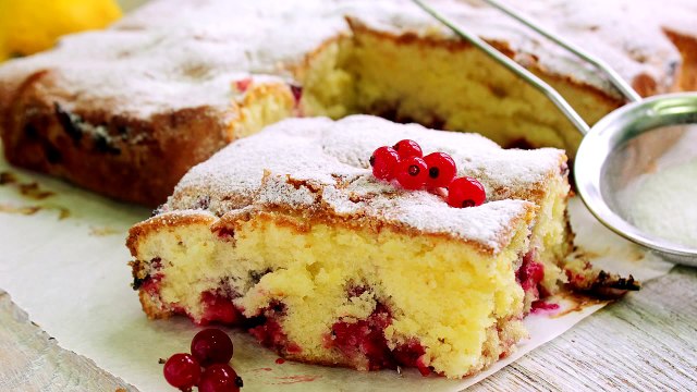 Пирог с ягодами рецепт- пирог с замороженными ягодами смородины