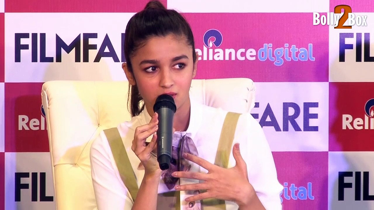 Alia Bhatt has a PERFECT response to shut Kamaal R Khan up! | Bollywood Celebs