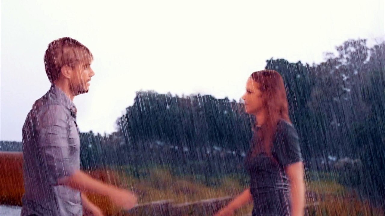 Μύρωνας Στρατής - Νικάει Το Φιλί (Video Clip)