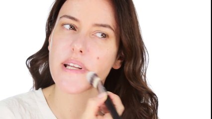 CHANEL Makeup Lesson in lightness No. 2 with Lisa Eldridge