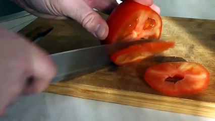 Пицца с ветчиной и сыром (рецепт)