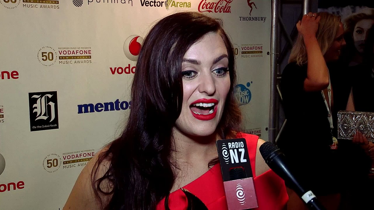 Janine And The Mixtape at the 2015 Vodafone New Zealand Music Awards