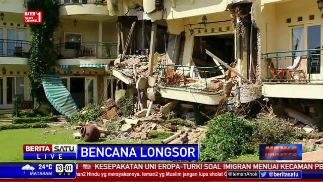 Tim SAR Evakuasi Korban Reruntuhan Hotel di Cipanas