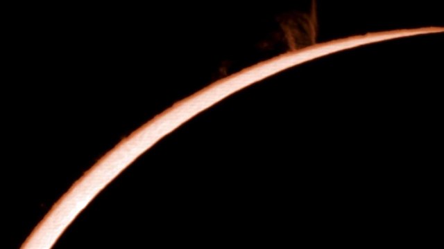 Une éclipse totale de soleil a été observée