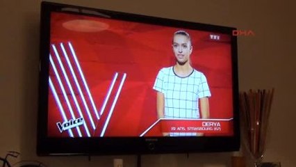 Fransa'da Düzenlenen 'The Voice' Ses Yarışmasında Derya Yıldırım Herkesi Kendine Hayran Bıraktı