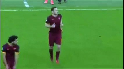 Francesco Totti ovación  Santiago Bernabéu  (standing ovation)  08-03-16