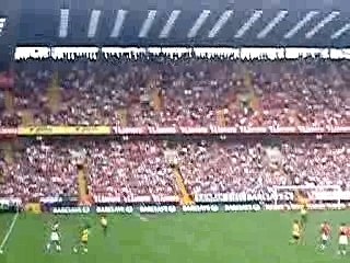 Arsenal fans sing for RVP against Charlton