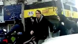 Anti-riot attack tehran, 26 Dec حمله گارد موتور سوار به مردم5 دی