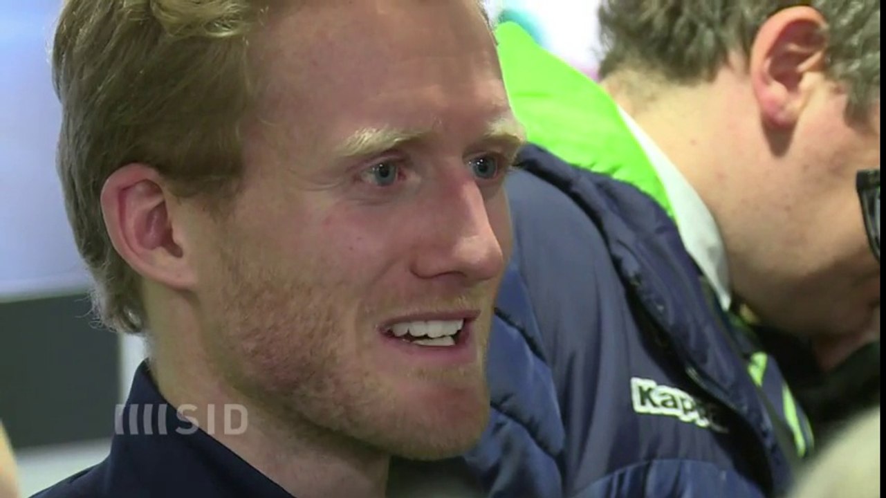 Schürrle führt schwache 'Wölfe' zu historischem Erfolg