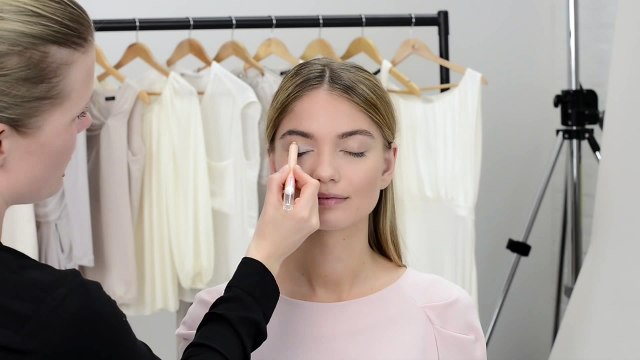 Видео урок макияж глаз с эффектом омбре