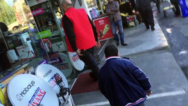 köksal baba ayşeyi kaçırmaya gidiyor-2015