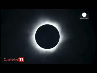 33 yıl aradan sonra gerçekleşen tam güneş tutulması böyle görüntülendi