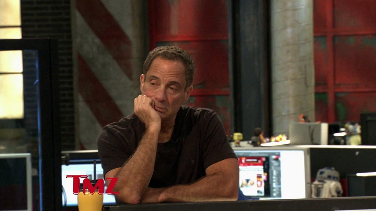 Robin Thicke Hasn’t Seen His Wife In 4 Months?!