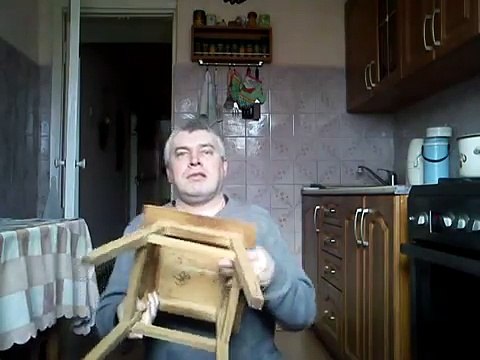 Пародия на йогу — Стул для головы — Я не йог! Видео прикол