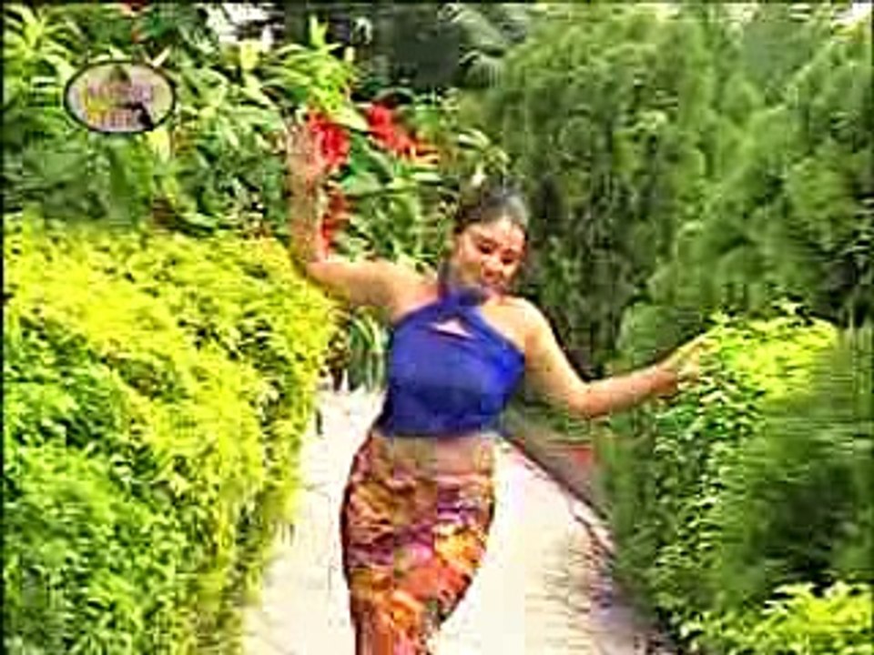 লাল গোলাপী অঙ্গে আমার ♥ Bangla Hot & Saxy  Video Song.