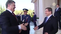 Başbakan Davutoğlu, Ukrayna Devlet Başkanı Poroşenko ile Çankaya Köşkü'nde Görüştü