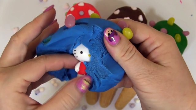 Play-Doh Ice Cream Cone Surprise Eggs Peppa Pig Hello Kitty Masha i Medved Spongebob
