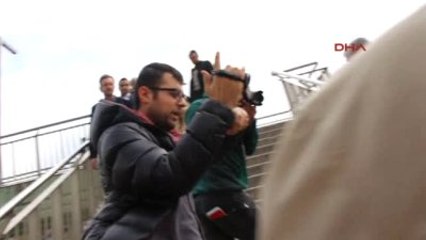 Köprüdeki İntihar - Serbest Kalan Kadın Adliyeden Ayrıldı