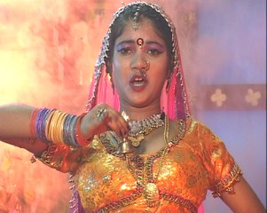 बुन्देली गीत / धर दो टुन टुनियां / उर्मिला पाण्डेय