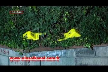 Polis 2 şüphelinin bankamatiğe bir cihaz yerleştirdiğini tespit etti