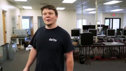 Bilgisayar Parçalarını En Hızlı Şekilde Bozmanın Yolu: Domino Drive