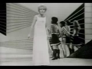 Petula Clark - Round Every Corner