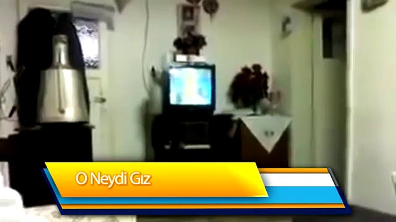 o neydi gız - çaydanlık şakası