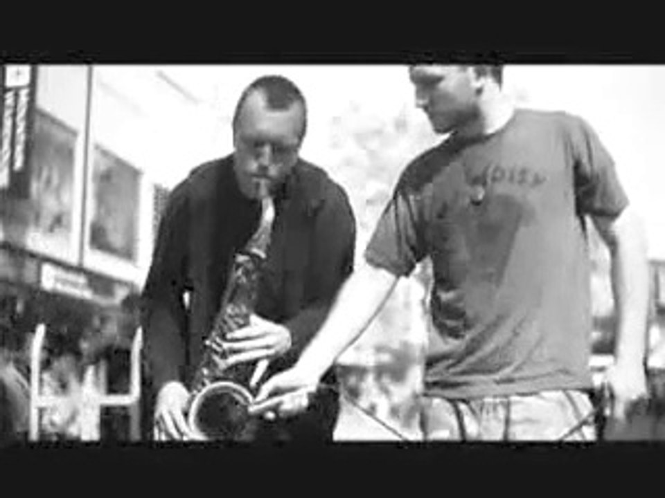 Dub FX 'Flow' feat & Mr Woodnote