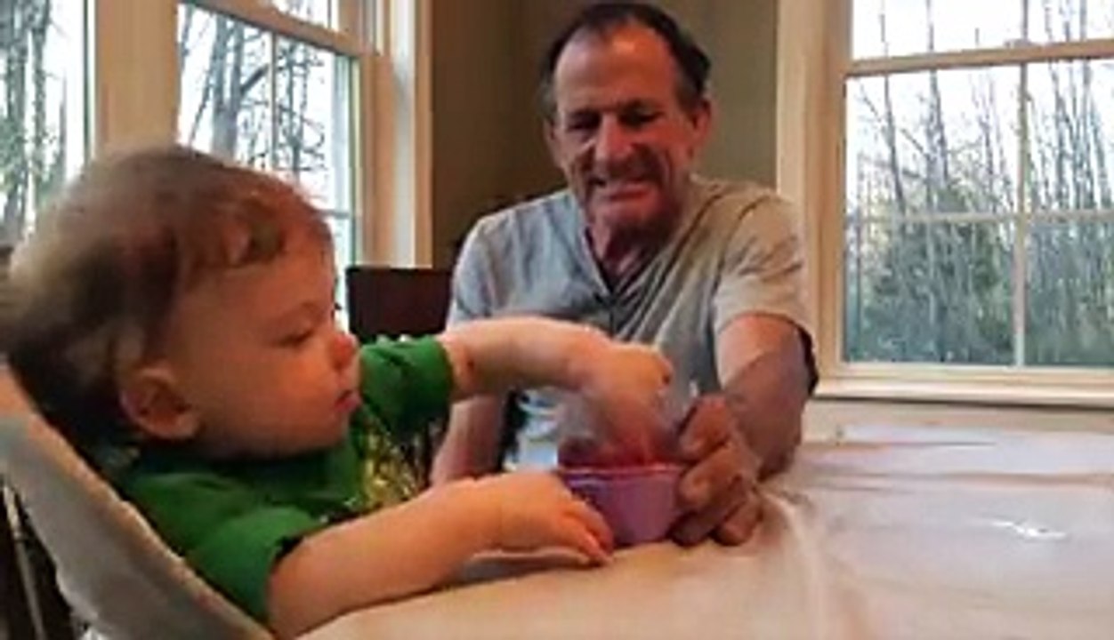 What Not To Do When Dying Easter Eggs