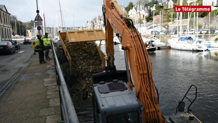 Morlaix. Nouveau dragage au port