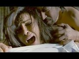 7 Khoon Maaf _ Priyanka Chopra HOT Scene with Irfan Khan, Naseeruddin Shah in the Movie