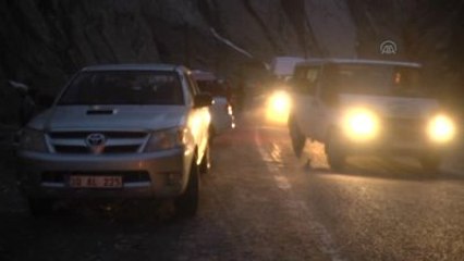Hakkari'de Dereye Düşen Çocuk Kayboldu
