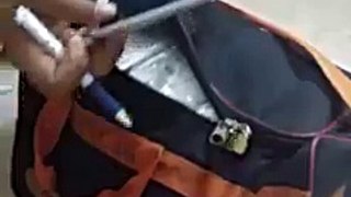Musafaro Dapara Dera Zaroori Video || How to Prevent Theft from Your Bag or Luggage on Airport