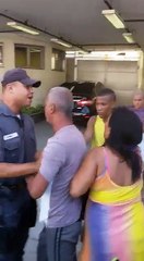 Homem cai de poste após receber descarga elétrica