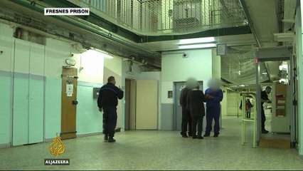 De-radicalisation programme trialled in French prisons