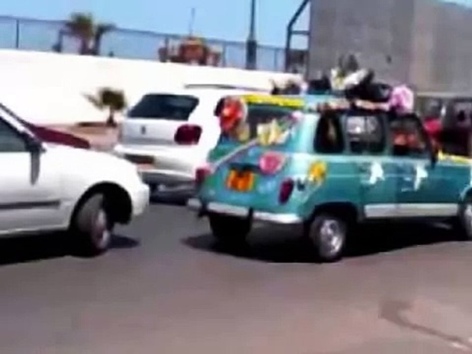 ‫‫أشياء لا تحدث إلا في الجزائر‬‬