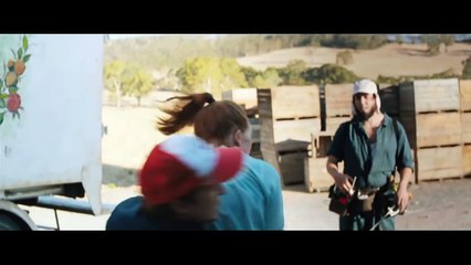 100 Bloody Acres Trailer