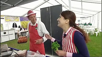 Reham Khan filmed cooking pork