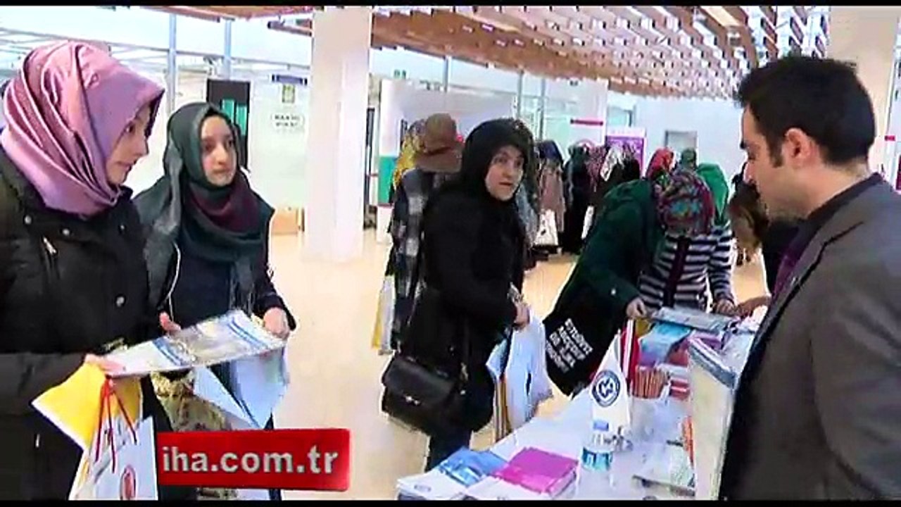 Üniversite adayları soru işaretlerini giderdi