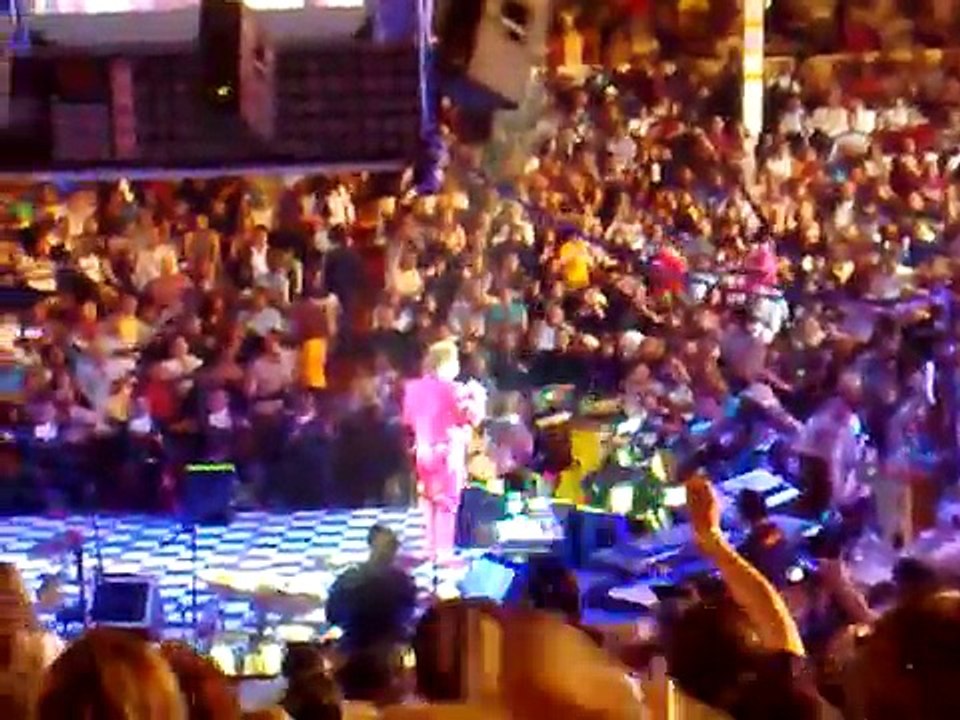 juan gabriel - querida  fenapo 2010