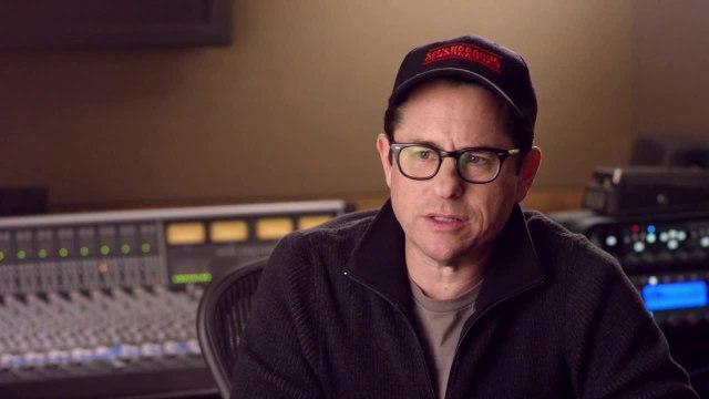 Star Wars Director J.J. Abrams Takes On '10 Cloverfield Lane'